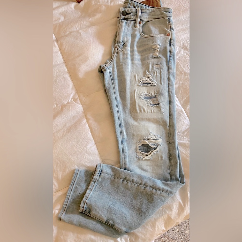 American Eagle distressed size 29/30